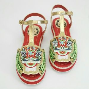 Chinese Dragon brand new Sandals